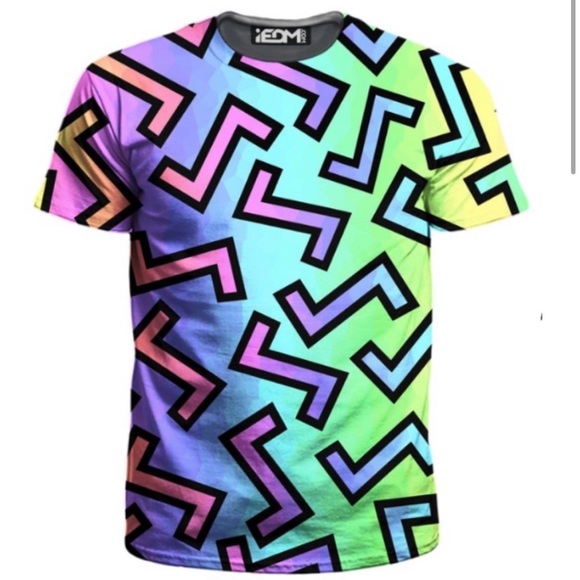 IEDM Men’s 80’s Rainbow Tshirt & Joggers Set XL
EUC - Picture 3 of 6